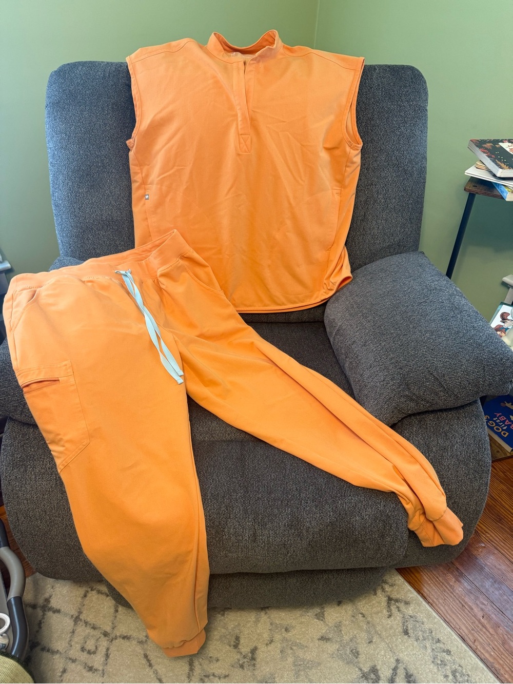 Figs Orange Women's Jogger Pants & Sleeveless Top Set